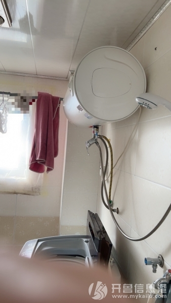163007e6cing6rggd8bg1r.jpg